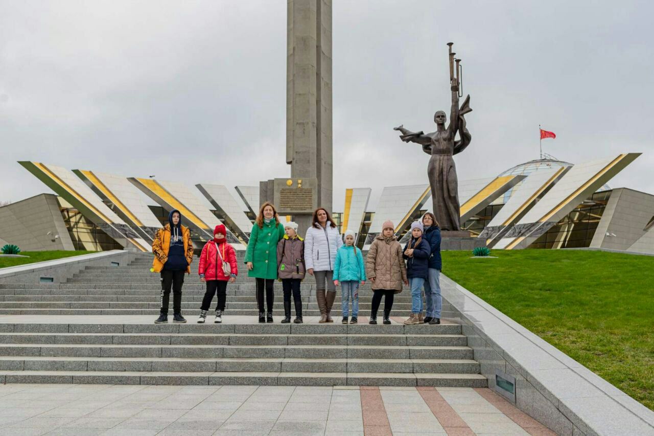 экскурсия в город-герой Минск и мемориальный комплекс 